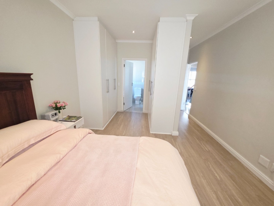 3 Bedroom Property for Sale in Parklands North Western Cape